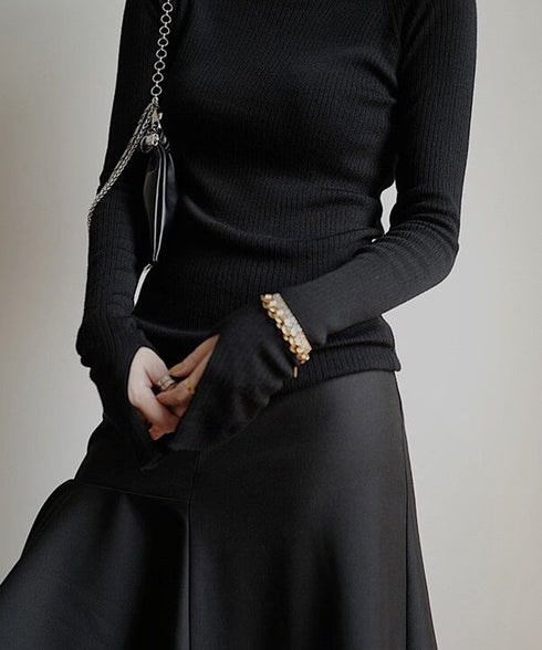 Asymmetric Flare Hem Skirt